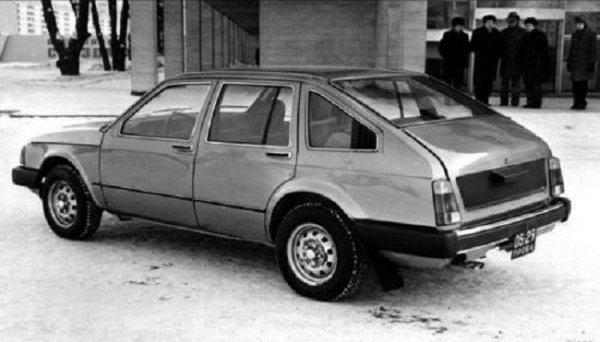 <p>Прототипите на руското автомобилостроене<br /><br />Москвич С-3 от 1976 г</p>