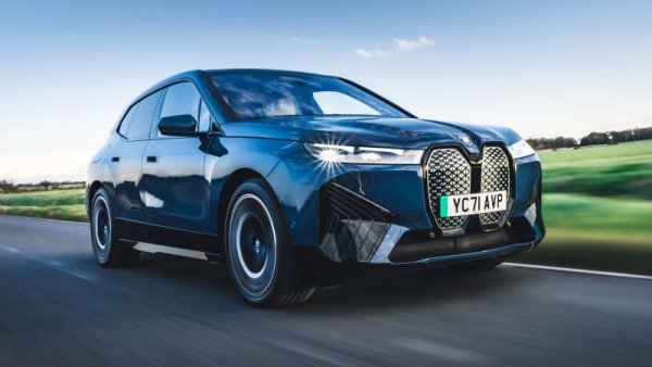 1. Mercedes GLE Class - 10,419 (-28.8%)
2. BMW X5 - 10,177 (-14.1%)
3. Volvo XC90 - 7,487 (5.0%)
4. Porsche Cayenne - 4,552 (16.1%)
5. BMW iX - 4,474 (n/a)
6. Range Rover Sport - 4,419 (-24.3%)
7. Land Rover Defender - 4,040 (5.2%)
8. Audi Q8 - 3,875 (-4.1%)
9. Audi Q7 - 3,444 (-25.1%)
10. BMW X6 - 2,176 (-21.1%)
ОБЩО - 62,894 (-10.1%)