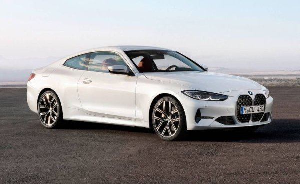 Тук объркването продължава с пълна сила - присъстват цели пет модела, които са включени и в други категории, като явно разделението е според броя на вратите. Обновеното Porsche 911 и второто поколение на BMW 2 Series Coupe отчитат най-сериозните пазарни ръстове. 
