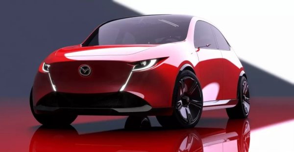 Mazda показа и концепцията Vision-X Compact - стилен градски автомобил, наподобяващ по-малка Mazda2. Дизайнът е сходен с този на Vision-X Coupe, но с много по-компактни размери: дължина 3,83 м, ширина 1,80 м, височина 1,47 м и междуосие 2,52 м.
