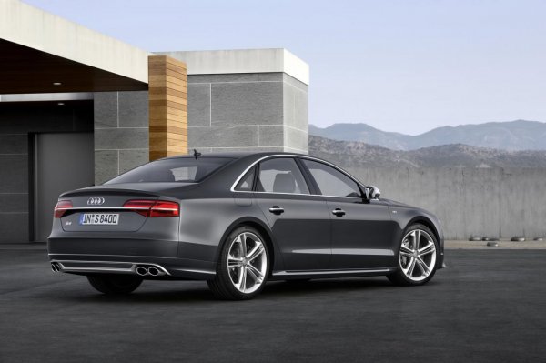 Обновените Audi A8/S8