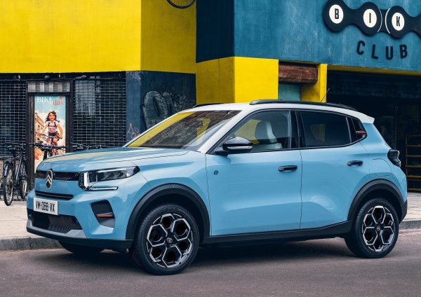 Силно начало за новото поколение на модела, което отчита един от най-големите ръстове на продажби от всички автомобили в Топ 50. Той е с цели 50,1%, което означава близо 5000 бройки повече спрямо същия период на миналата година.
