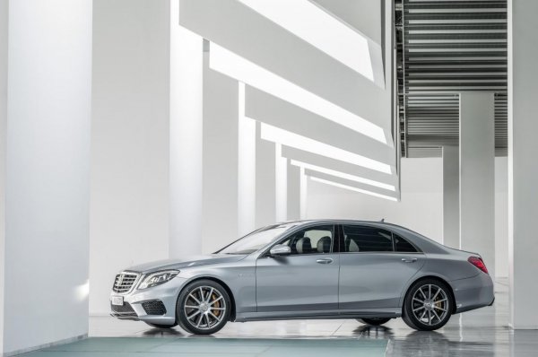 Mercedes-Benz S63 AMG