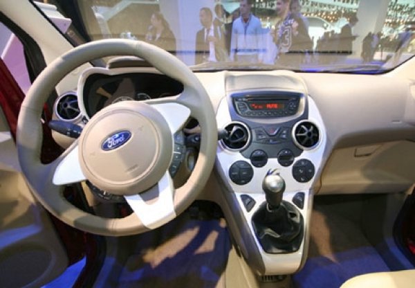 Ford KA / Автомобилен салон Париж 2008