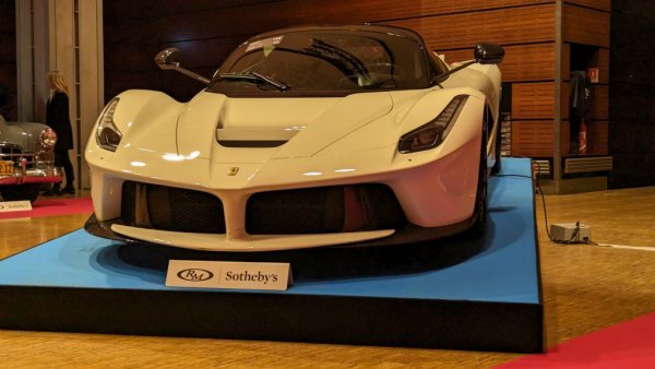 2016 Ferrari LaFerrari 