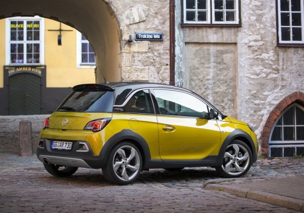Opel Adam Rocks