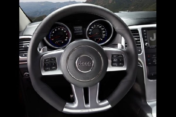 Jeep Grand Cherokee SRT8 2012