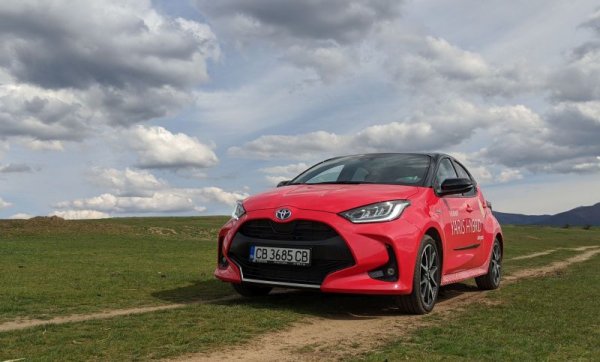 16. Toyota Yaris - 37
17. Nissan Qashqai - 34
18. Kia Ceed - 33 
19. Dacia Duster - 30
20. Citroen C3 - 30
21. Volkswagen T-Roc - 30
22. Mercedes S-Class - 29
23. Opel Mokka - 26
23. Toyota Aygo - 26
25. Skoda Kamiq - 24
26. Peugeot 3008 - 22
26. Renault Megane - 22
26. Skoda Superb - 22
29. Toyota Yaris Cross - 21
29. Hyundai i20 - 21

Други: Audi Q5 - 19, Dacia Lodgy - 19, Mercedes GLE - 18, Suzuki Vitara - 18, Ford Focus - 18, Kia Stonic - 18, Volvo XC90 - 17, Mazda CX-30 - 17, Hyundai Tucson - 17, Peugeot Boxer - 16, Kia Rio - 16, VW Golf - 16, Audi Q7 - 15, Mercedes Sprinter - 15, VW Arteon - 15, Range Rover Evoque - 15
