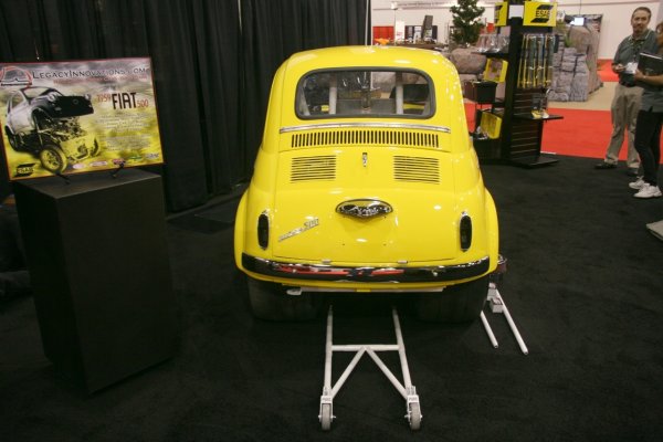 Fiat 500 от Legacy Innovations (725 к.с.)