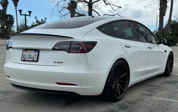 2. VW Sharan - 17.7%

3. BMW 5/6-Series - 17.7%
