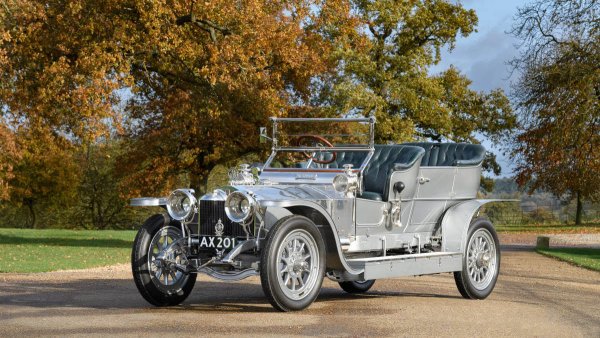 В резултат на това автомобилите бързо придобиват популярност и се превъщат в пълноценно превозно средство, което можеше да пътува на дълги разстояния и да работи без повреди в продължение на години. 

Произведени са общо 6173 Rolls-Royce 40/50HP. Минималната цена за автомобил през 1921 г. е била 11 750 долара, а средната месечна заплата на работник в САЩ е била около 70 долара. 