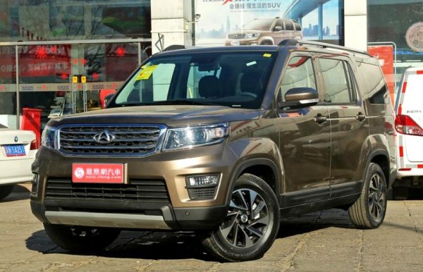 Changan показа кросоувъра X70A през ноември 2017 на салона в Гуанджоу, а медиите веднага отбелязаха, че се е появило копие на четвъртото поколение на Discovery. Характерната форма на предния капак, линиите на покрива и остъкляването на кабината са показателни.