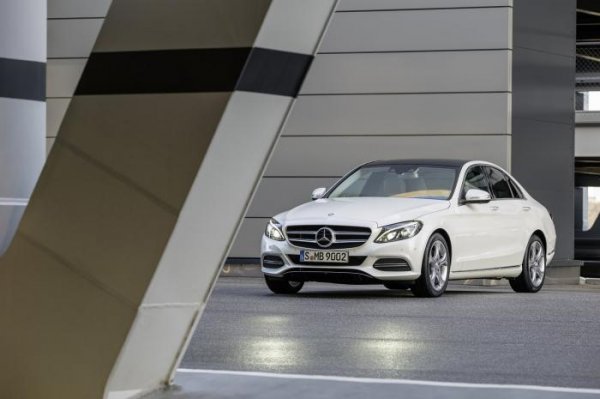 Mercedes-Benz C-Class 