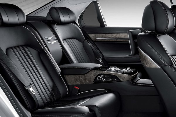 Genesis G90 / Genesis EQ900	