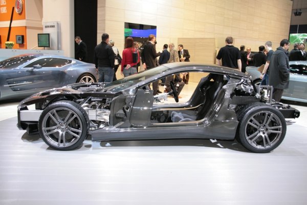Женева 2009 / Aston Martin One-77