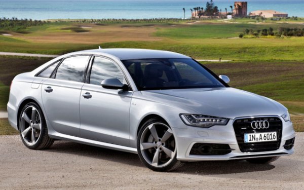 Автомобилите от последното и предпоследно поколение на този модел събират може би най-голям брой отрицателни отзиви от шофьори. Според някои данни през първите три години на експлоатация до 40% от автомобилистите се обръщат към автосервизи за техническа помощ. На първо място възникват проблеми с окачването, електрониката и климатичната система.