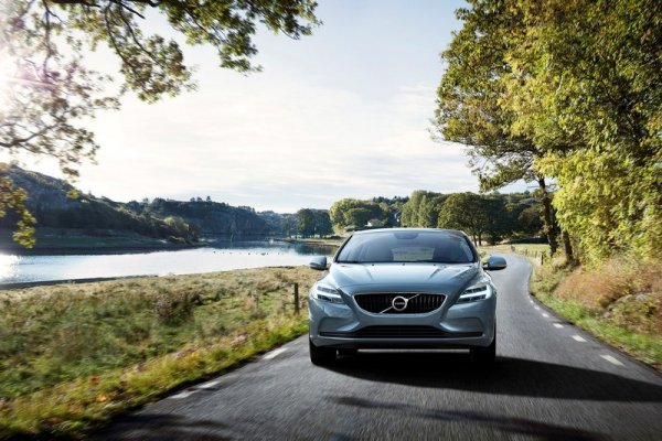 Volvo V40 и V40 Cross Country