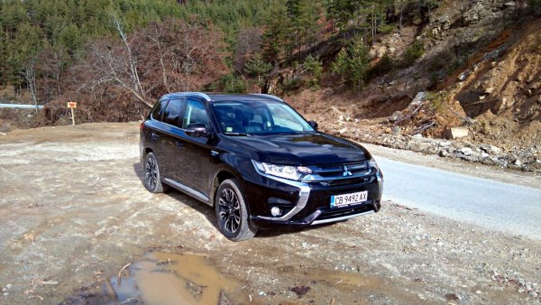 Mistsubishi Outlander PHEV