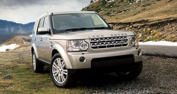 Още един представител на британското семейство - и отново с дизелов V6. Заедно с доброто задвижване на всички колела и избора на режимите за шофиране Terrain Response, този двигател може да се справи с всякакви препятствия по пътищата.