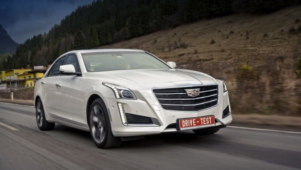 Луксозно "чудовище" със зашеметяващ интериор и надеждно шаси. Пробег от 150 000 км няма да повлияе на качеството му, а общата статистика предполага, че такива коли се чупят много по-рядко от другите. Популярен аналог е Cadillac CTS-V - полуспортен лек автомобил с невероятни динамични параметри и мощен мотор, при който рядко възникват проблеми, дори след 10 г. активна употреба.