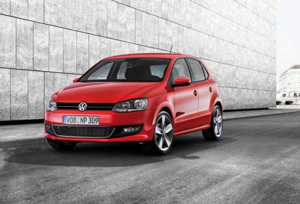 От началото на годината: 1460 регистрации
В миналото суперминито на VW бе далеч по-популярно и попадаше в челната десетка у нас. В последните години интересът към този тип автомобили видимо намалява, но в последните месеци Polo се радва на подновено търсене. 