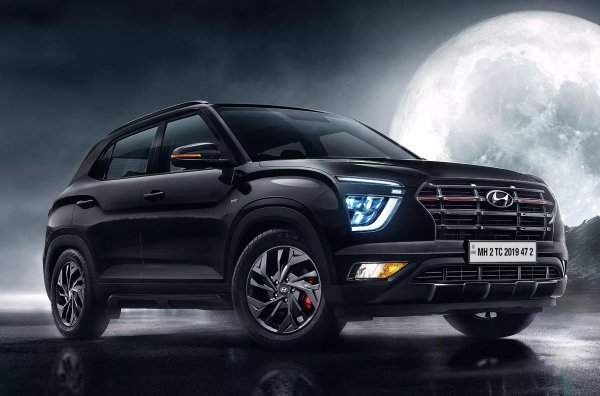 Миналата пролет обновеният кросоувър получи &bdquo;рицарска&ldquo; версия за Индия. Тя е и най-скъпата, предлагана на този пазар, като се различава от другите нива на оборудване с лъскава черна решетка с червени акценти, потъмнени външни детайли и червени предни спирачни апарати. 