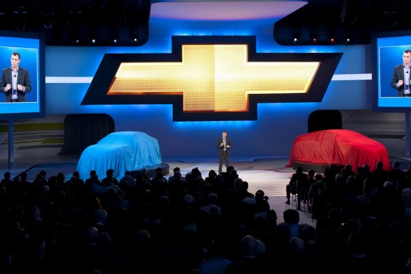 Детройт 2012 / Chevrolet Code 130R и Chevrolet Tru 140S