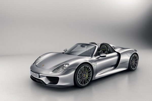 Porsche 918 Spyder 