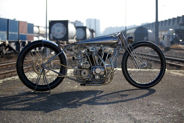 Harley Davidson Ironhead by Hazan