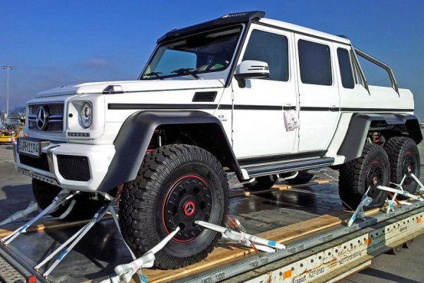 G63 AMG 6&times;6 V8 Biturbo 