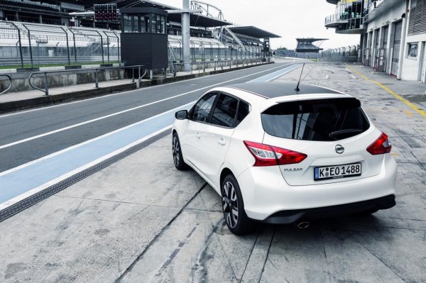 Nissan Pulsar Sport Edition