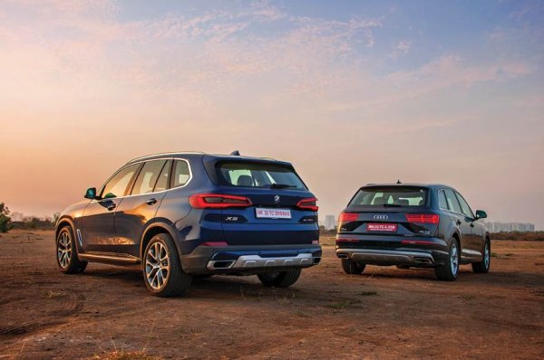 В топ 10 на премиум-кросоувърите, достойни за внимание, можете да добавите 3-5-годишните Audi Q7, BMW X5, Mercedes-Benz M-Class, Lexus GX и NX. Всички те обаче са доста скъпи, тъй като комфортът и спокойствието, че карате надежден автомобил, струват пари. Освен това, трябва да бъдете готови за сериозни разходи за поддръжка и евентуални ремонти.