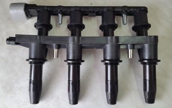 В наши дни повечето автомобили вече използват модул за стартиране на двигателя, който също трябва да се смазва. В противен случай той може да "залепне", а ако това стане, изваждането му е много трудно. Освен това, този модул може да се напука, което ще наложи смяната му. И тъй като това не е евтина част, ремонтът ще е доста скъп.