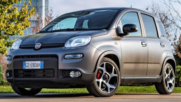 Около 16% спад за градското автомобилче, три четвърти от чиито продажби са на домашния му пазар в Италия. 
