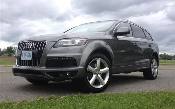 Спрямо 2024: +15%
Всички големи SUV модели отчитат сериозен ръст на годишна база. При Q7 той е 15% - 101 бройки повече. Естествено, най-търсени са дизеловите версии. В общата бройка са включени и 77 екземпляра SQ7. 
