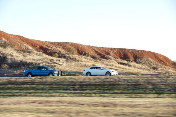 От Ню Йорк до Лос Анджелис с Jaguar XF 2.2 D. Среден разход на гориво 4.49 л./100 км!