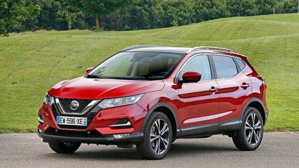 Популярният японски кросоувър също влиза посочения бюджет, като за около 18 000 евро се намират екземпляри от 2020 година с пробег 60 000-80 000 км. В случая задвижването е поверено на 1,3-литров бензинов турбомотор със 160 к.с. и 6-степенна автоматична скоростна кутия. За същите пари може да се намери и 1,6-литров дизел с предно предаване, но от 2018 година.