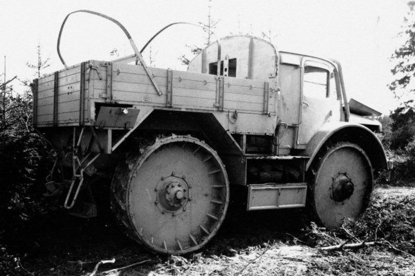 RSO влиза в производство на 2 септември 1942. Задвижва се от четирицилиндров двигател с обем 6 литра, мощност от 90 коня и задвижване на четирите колела чрез петстепенна механична трансмисия - същата като в KdF, първообраза на Volkswagen Beetle. 
7-тонният камион може да превозва 15 бойци през произволен терен, но има и един съществен недостатък - харчи гориво като змей. В пресечена местност разходът е 200 литра на 100 км, а в блато - близо 600 литра на 100 км. 
Въпреки това са произведени 206 бройки. Някои от тях надживяват войната и след това служат в ГДР за граждански нужди. 
