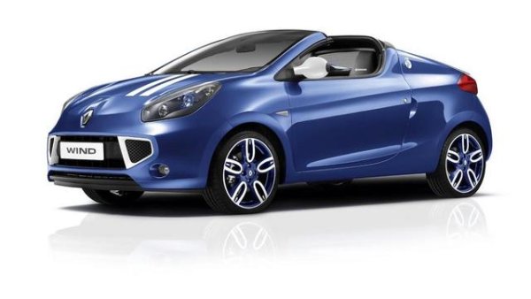 Renault Wind е оборудван само с две седалки, като има механични и структурни елементи от Twingo и Clio от онова време и освен това покривът му е доста специален, изграден от едно парче. В допълнение оставя някои наистина поразителни специални версии за спомен, като Gordini. Мощност между 100 и 133 к.с.
