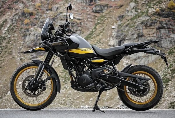 11. Royal Enfield - 37 регистрации (131% ръст)
12. Ducati - 36 (6%)
13. Husqvarna - 31 (-12%)
14. Triumph - 25 (-14%)
15. Kymco - 23 (64%)
16. Benelli - 22 (-31%)
17. Harley Davidson - 19 (36%)
18. Sur-Ron - 18 (500%)
19. Moto Morini - 17 (183%)
20. Rieju - 15 (-52%)
НА СНИМКАТА: Royal Enfield Himalayan
