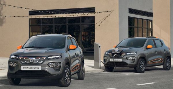 Жил Норман: "Още не сме си поставили конкретни цели. Целта е да разширим електрическата си гама така, че да покриваме колкото може нуждите на потребителите. През 2016 електромобилите ни отговаряха на необходимостите на не повече от 30 на сто от клиентите. Но през 2022 година ще сме вече над 80%. Ще покриваме всичко, което типичният потребител в Европа прави с колата си. 
Dacia Spring е стъпка от тази стратегия. Тя ще дойде с много разумна цена, като най-достъпния електромобил изобщо в Европа. Няма да има голям обхват - около 220 километра - но ще е всичко, от което се нуждаете в града. 
