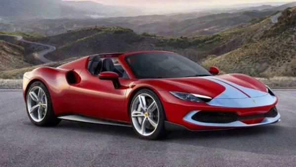 Успоредно със стандартната версия - Ferrari 296 GTB, се предлага и  специално ниво на оборудване, наречено „ Assetto Fiorano“. То прави модела още по-ефективен на пистата с пакет, който включва амортисьори Multimatic, заимствани от състезанията GT. 

Плюс аеродинамични елементи от въглеродни влакна на предната броня, които предлагат 10 кг допълнително притискане, но позволяват спестяване на 8 кг общо тегло. 

Подобрения, които се отразяват на производителността: ускорение от 0 до 100 км/ч за чудовищните 2.7 секунди и максимална скорост над 333 км/ч.