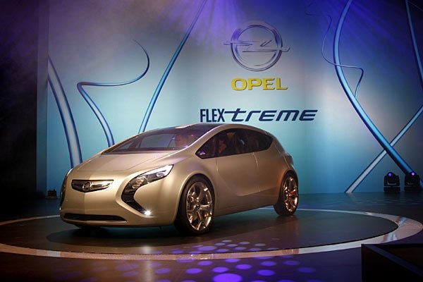 Opel Flextreme Concept - това е визията на Opel за електромобил, студията може да да се види на започналия днес 13.09.07 г. автосалон във Франкфурт
