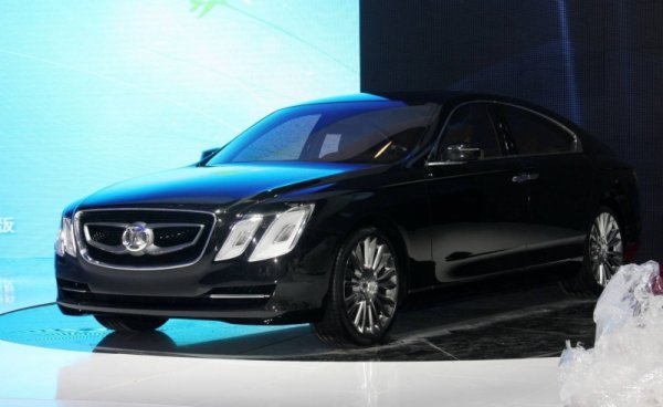 BAIC C90L - луксозен китайски автомобил с 6.0-литров V12 двигател