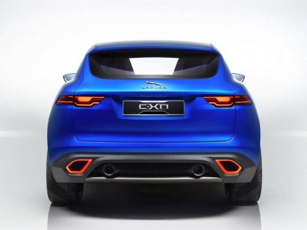  Jaguar C-X17 Sports Crossover Concept