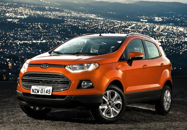 Показаният през 2012 г. EcoSport има за задача да замени псевдокросоувъра Fusion в гамата на Ford. Новият модел дори се предлага във версия за задвижване на всички колела, която толкова липсваше на предшественика му. За дизайна му обаче е &bdquo;виновно" бразилското подразделение на марката, към чиято работа има много претенции. Ниската и тясна кола с лоши пропопции прилича на карикатура.
