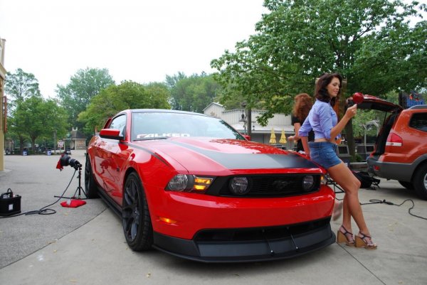 Кадри от мейкинга на MISS TUNING Calendar 2011