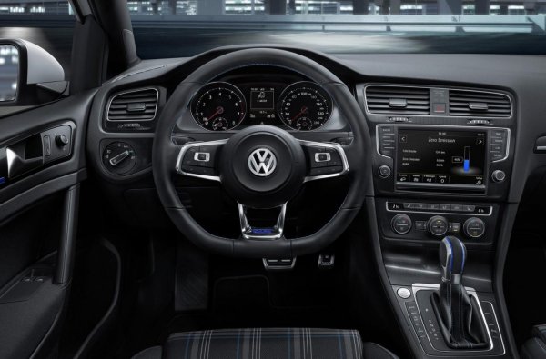  Хибридният Volkswagen Golf GTE 