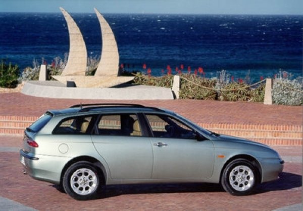 Alfa Romeo 156 SW от 2000 г.
