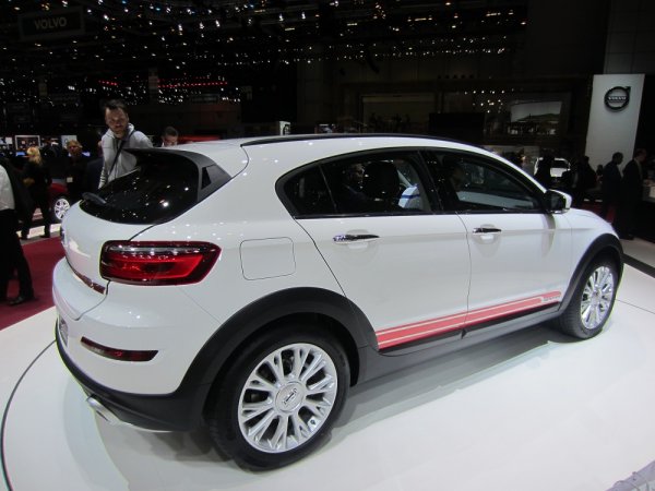 Qoros 3 City SUV